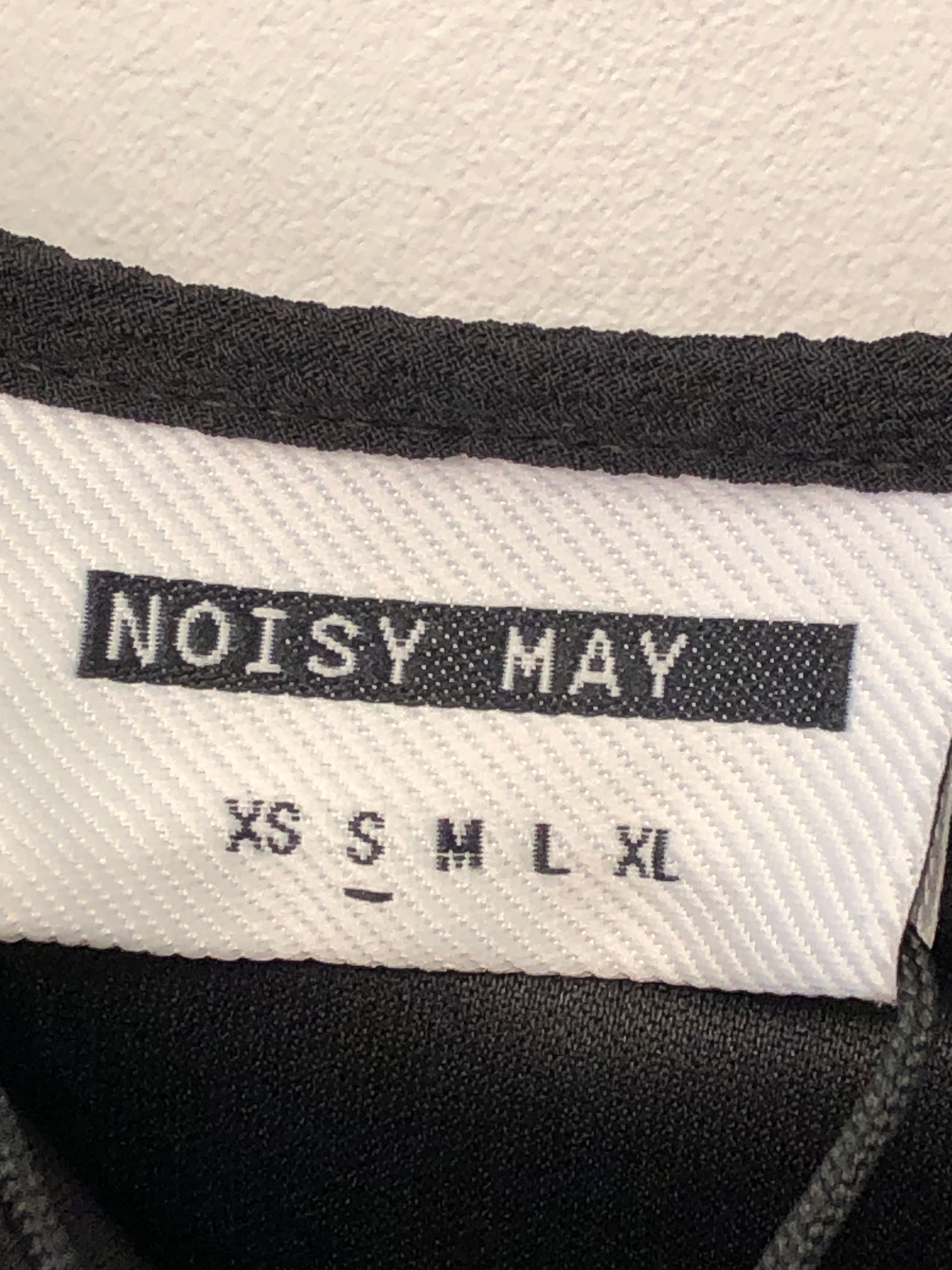 Noisy May Kjole